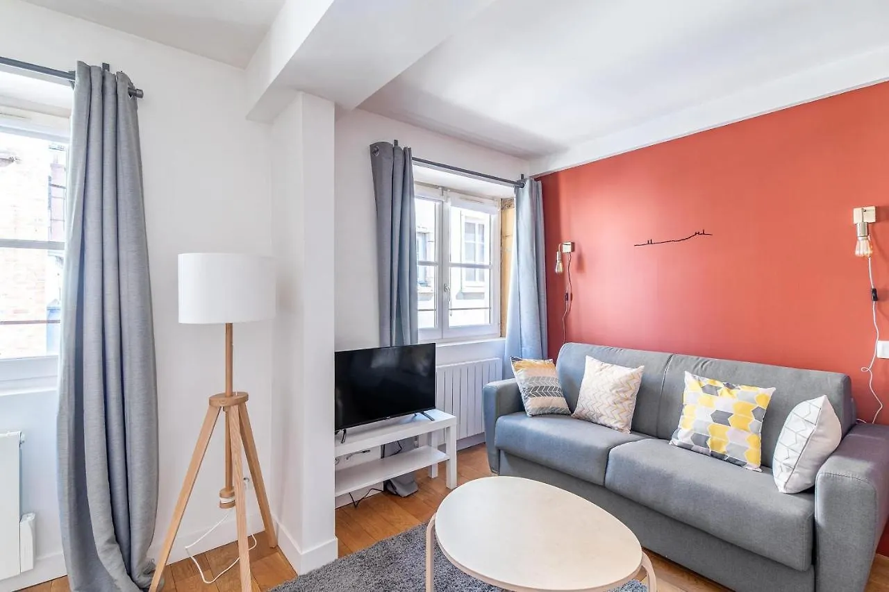 Nice Studio In The Heart Of The Presqu'Ile In Lyon - Welkeys Apartment 0*,